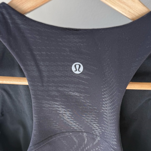 lululemon athletica Black Racerback Tank Top Invigorate Training Tank Top sz 4 - Picture 5 of 10